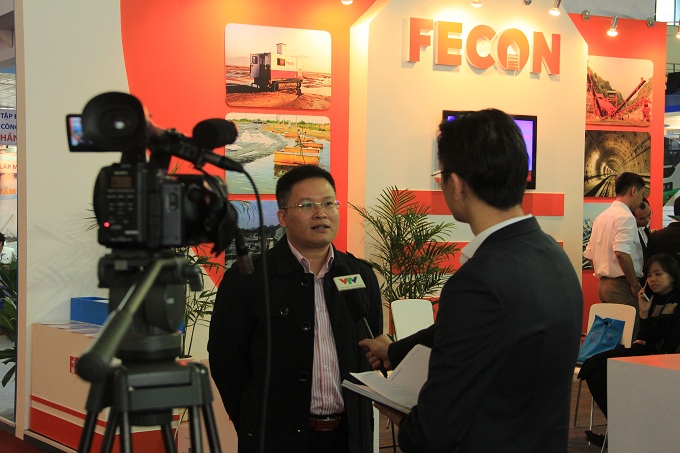Viện trưởng Viện Nền móng FECON- TS Lê Quang Hanh trả lời phỏng vấn của truyền hình