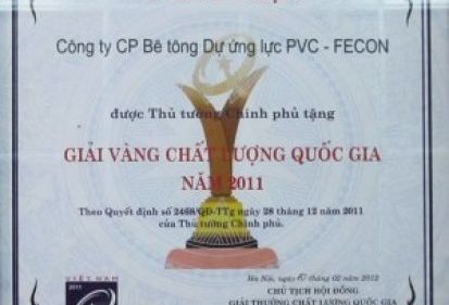 Công ty CP khoáng sản FECON vinh dự nhận giải vàng chất lượng quốc gia năm 2011