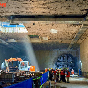 TBM SỐ 2 “TÁO BẠO” ĐÃ TIẾN VÀO GA NGẦM S10 CÁT LINH TẠI DỰ ÁN METRO LINE 3 HÀ NỘI