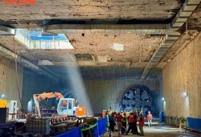 TBM SỐ 2 “TÁO BẠO” ĐÃ TIẾN VÀO GA NGẦM S10 CÁT LINH TẠI DỰ ÁN METRO LINE 3 HÀ NỘI